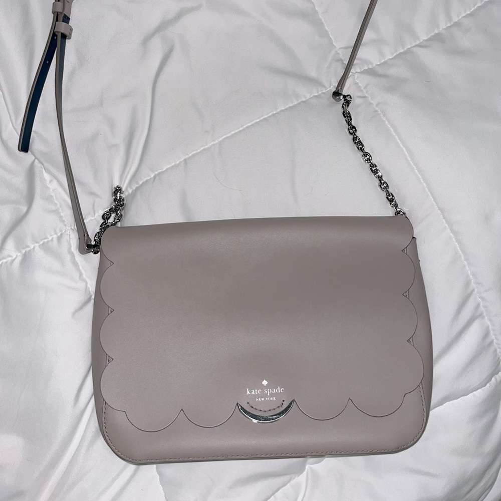 Grey Kate spade bag